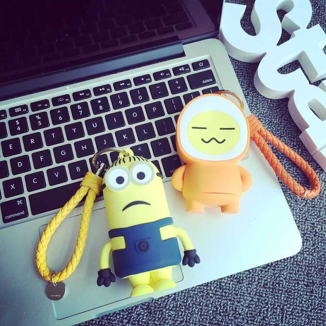 小黃人移動(dòng)電源pvc軟膠殼